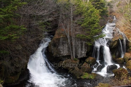 Les chutes Ryuzu à Nikko, Japon