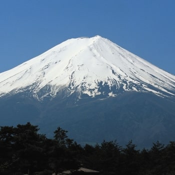 Mont Fuji, vu de loin