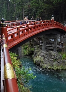 Le pont Shinkyo à Nikko, Japon