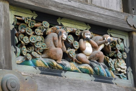Les trois singes de la sagesse à Nikko, Japon