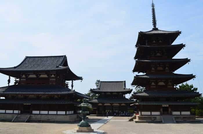 Les monuments bouddhiques de la région d'Horyu-ji, Honshu